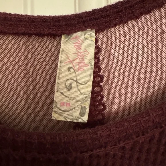 Free People Maroon Open Back Lace Waffle Top Medium - Picture 6 of 10